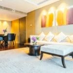 Cartuja Tapizados repara la tapicería de los muebles de tu hotel